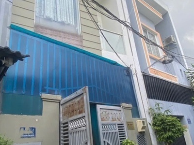 Nhà đẹp 3 tầng kiêng cố, ở ngay, gẩn global city, quận 9, dttsd 153m2, chỉ 5.85ty 0