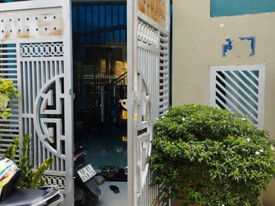 Nhà đẹp 3 tầng kiêng cố, ở ngay, gẩn global city, quận 9, dttsd 153m2, chỉ 5.85ty 1