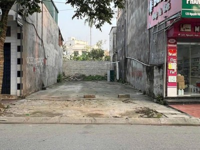 Bán đất mặt phố Nguyễn Hữu Cầu, ph Ngọc Châu, TP HD, 95m2, mt 6.45m, KD buôn bán tốt 0