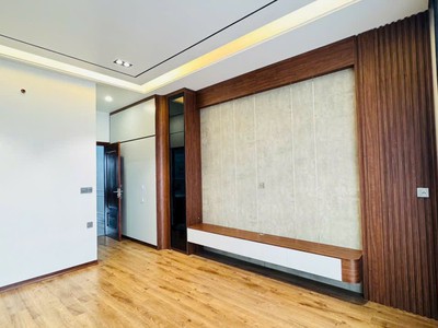 Bán nhà 4 tầng có thang máy KDC Ngọc Châu, Đồng Triều, TP HD, 81m2, mt 4.5m, 5 ngủ 5