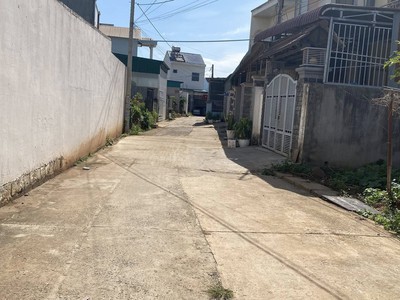 Nhà đẹp hẻm tuệ tĩnh, trung tâm liên nghĩa, đức trọng 0