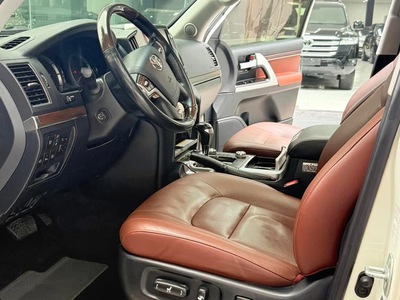 Bán Toyota Land Cruiser 4.6 VXR Trung Đông 2018 5