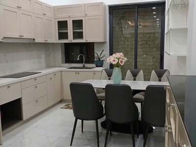 Cần bán 46m2 nhà 4 tầng ngõ 447 Ngọc Lâm. Đường ô tô tránh, có vỉa hè 9