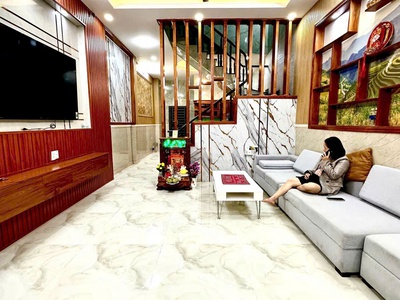 Chính Chủ Cần Bán Gấp Nhà Phố Cao Cấp Gần Vincom Dĩ An 1