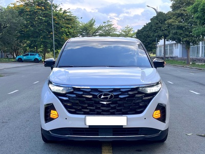 Bán xe Hyundai Custin Cao Cấp 2.0T 2024, màu trắng. 0