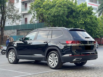 Bán xe Volkswagen Teramont 2.0 AT 2023 màu đen. 4