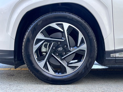 Bán xe Hyundai Custin Cao Cấp 2.0T 2024, màu trắng. 7