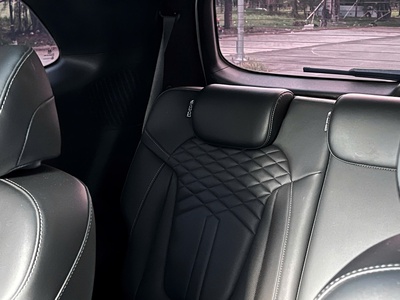 Bán xe Hyundai Custin Cao Cấp 2.0T 2024, màu trắng. 14