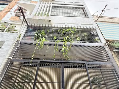 Quận 3 - Lê Văn Sỹ  ngay chợ Nguyễn Văn Trỗi  - ngang 4.7 sâu 10   vị trí đỉnh, nhà đẹp. 0
