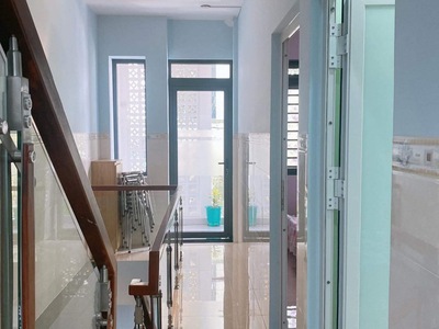 Quận 3 - Lê Văn Sỹ  ngay chợ Nguyễn Văn Trỗi  - ngang 4.7 sâu 10   vị trí đỉnh, nhà đẹp. 4