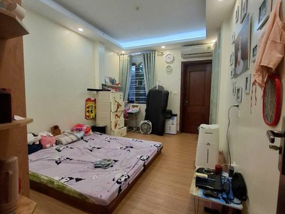 Hoàng Hoa Thám 45m2 x mặt tiền 4.5M - Cách ô tô 30M - 3 mặt thoáng. 2