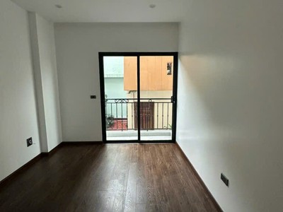 Trung tâm Ba Đình - Văn Cao 54m2 x Mặt tiền to đẹp 6M - Gần mặt phố - Cách ô tô đỗ 20M. 1