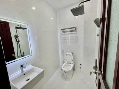 Nhà mới 62m2 - 4PN - 4 tầng - Giá 7.75 tỷ - Hẻm Chuyên Dùng Chính, Q7 8