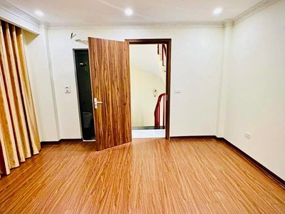 Nhà mới nhỉnh 6đ, tiện ích bạt ngàn, Ô tô đỗ cửa, gần Aeon mall LB 3
