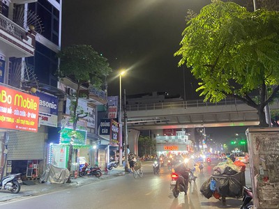  NHÀ ĐẸP TRƯƠNG ĐỊNH 5 TẦNG THANG MÁY 42m2  ngõ nông rộng rãi,ba gác tránh nhau. 0