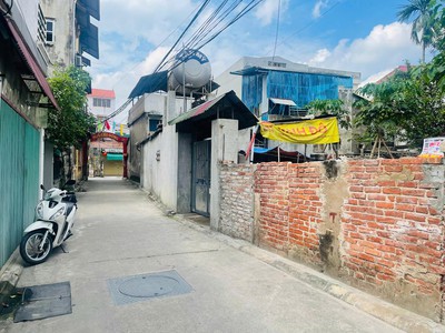 Bán nhà 3 tầng đa tốn diện tích 80m chủ tự xây tâm huyết chắc chắn hơn 6 tỷ 2