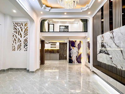 Bán nhà đẹp gần phố lạch tray   mặt tiền rộng hơn 5m   3.5 tầng   ô tô gần cửa   full nội thất 1