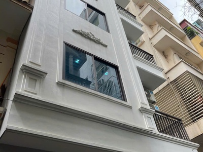 Siêu vip  lô góc   trần quốc hoàn - 60m2 - 6 tầng - gara - thanh máy - chỉ 17 tỷ 1