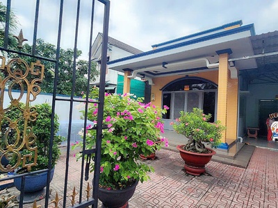 Chính chủ lớn tuổi cần bán nhanh nhà c4 - 360m2 full thổ, hxh bùi công trừng, chỉ 18tr/m2 1