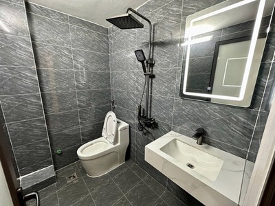 Bán nhà khương trung vị trí trung tâm thanh xuân, 30m2, 6 tầng, giá nhỉnh 6 tỷ 4