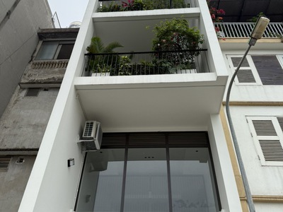 Nguyễn văn cừ 25 tỷ vỉa hè ô tô,thang máy,view hồ,long biên hà nội 1