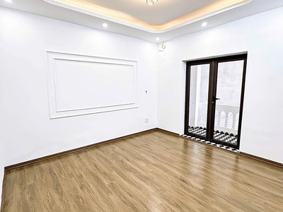 Bán nhà đẹp gần phố lạch tray   mặt tiền rộng hơn 5m   3.5 tầng   ô tô gần cửa   full nội thất 3