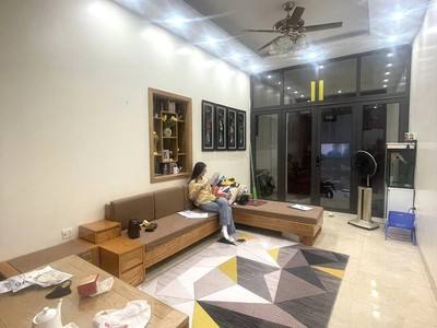 Bán nhà dân xây chắc chắn, ngõ thông, 20m ra ô tô tránh, giá 14,4 tỷ 1