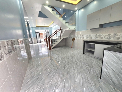 Bán nhà 2 tầng mới tân xuân, hóc môn - 62m2 vuông vức, xe hơi đỗ cửa. 1