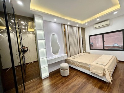 Bán nhà khương trung vị trí trung tâm thanh xuân, 30m2, 6 tầng, giá nhỉnh 6 tỷ 2