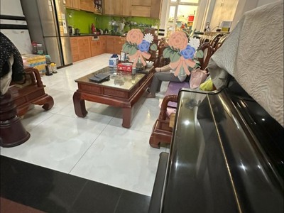 Bán nhà mặt phố thủ đức, 105m2, 4 tầng, 15.1 tỷ, sổ hồng 1