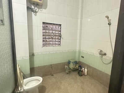 Bán nhà ở tư đình long biên ngõ oto tránh diện tích 55m xây 4...