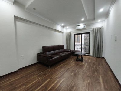 Bán nhà đẹp ngọc lâm - oto -kinh doanh nhỏ -ngõ cực nông- 5 tầng - 8.3 tỷ  thương lượng 1