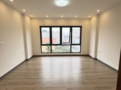 Bán nhà đẹp gia quất -5 tầng -36m2 -oto- 6.7 tỷ thương lượng 1