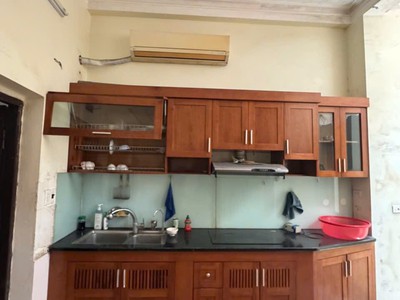 Cho thuê nhà ngõ 1 bùi xương trạch 65m2 x 3 tầng, 3 ngủ, 13.5 triệu vp cty, gđ, nhóm 6 người 1