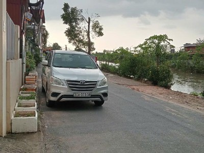 Bán đất tại thôn đào xuyên đa tốn gia lâm - sát ocean park 1 đối diện dự án safari 2
