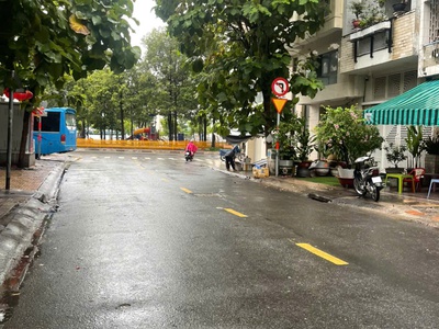 Bán nhà cấp 4 sát mt nguyễn văn đừng quận 5, 8 tỉ còn thương lượng 3
