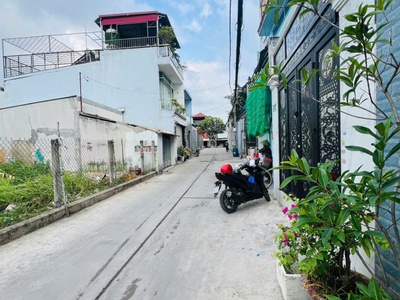 Xe hơi quay đầu, trần đại nghĩa tân kiên bình chánh, 4mx16m nhà btct 4 tầng giá tốt 2