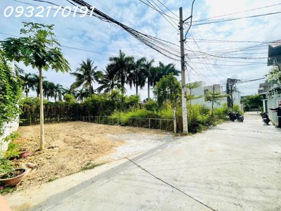 Hàng hiếm-1,8 tỷ- đường 8m ô tô né nhau- giáp cam đức-có thổ cư-đáng để mua-qh an toàn. 2
