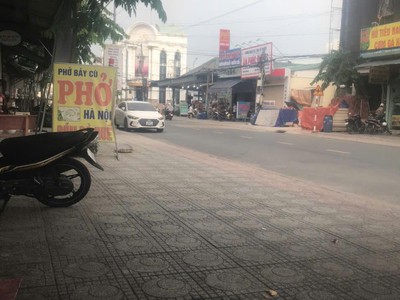 Sang gấp mặt bằng đang kinh doanh quán phở tại đường d8, thuận giao , thuận an, bình dương 0