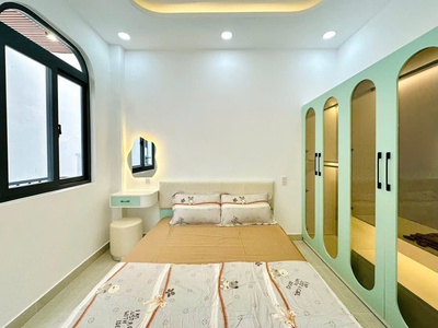 Bán nhà chính chủ - ngay ngã tư phú nhuận - tặng full nội thất - 3pn lớn - chủ bán 5.5 tỷ - tl 3