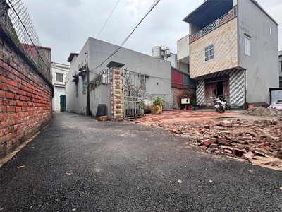 Hàng f0 giá rẻ hơn thị trường 10 giá, diện tích 120m2 thạc quả, dục tú, gần cầu tứ liên 3