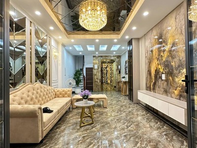  phố võ thị sáu   nhà mới đẹp   thang máy   gần hồ   ô tô lesux đỗ cổng 0
