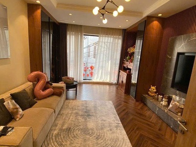 Bán nhà dân xây phố nguyễn sơn 45m,6 tầng,thang máy,gara,full nt,ngõ thông,hơn 14 tỷ 0