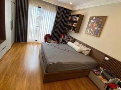 Bán nhà dân xây phố nguyễn sơn 45m,6 tầng,thang máy,gara,full nt,ngõ thông,hơn 14 tỷ 4
