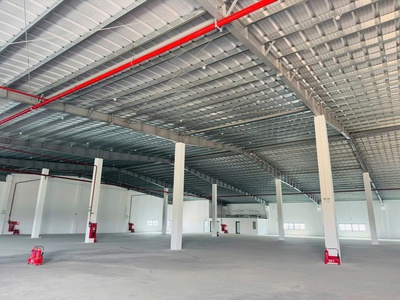 Cho thuê kho,xưởng 3.800m2 x 2 tầng tại khu cn yên phong 2c , tỉnh bắc ninh. tổng diện tích đất : 1