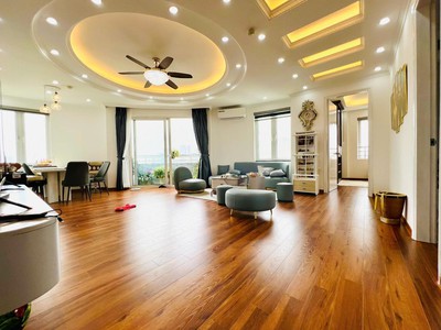 Siêu phẩm nguyễn chí thanh, lô góc 105m chỉ 8,68 tỷ, sống gữa phố vàng, thoáng từng cm không khí 0