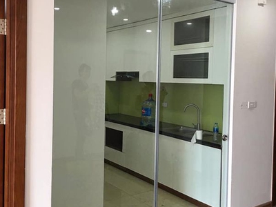 Cửa kính kéo ngang 2 cánh đẹp cho nhà phố 0