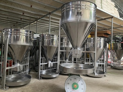 Máng ăn tự động cho heo, máng ăn tự động cho heo thịt 1