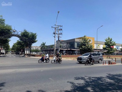 Bán nhà mặt tiền 50x100m giá 390 tỷ đường dương quảng hàm 1