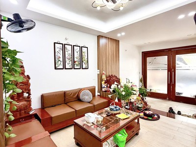 Bán nhà bạch mai, oto đỗ cửa, dt 60m xây 5t mới, mặt tiền 4m, 18.5 tỷ 1